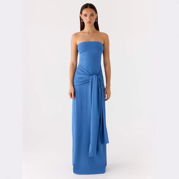 Damer Strapless Maxikjole med elegant indpakningsdetalje Skovae