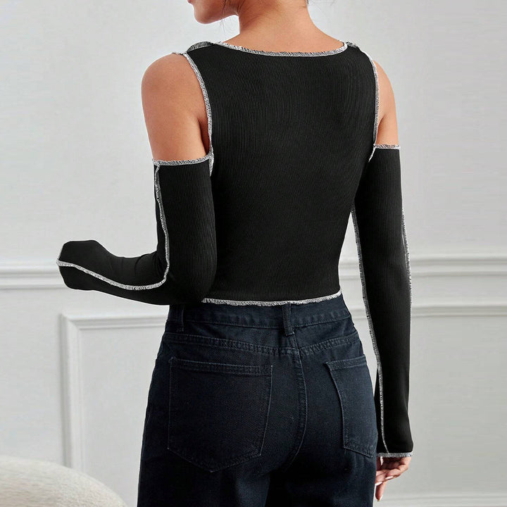 Kvindernes cropped langærmet skjorte med udskårne detaljer og fashionable kontrast Stilla