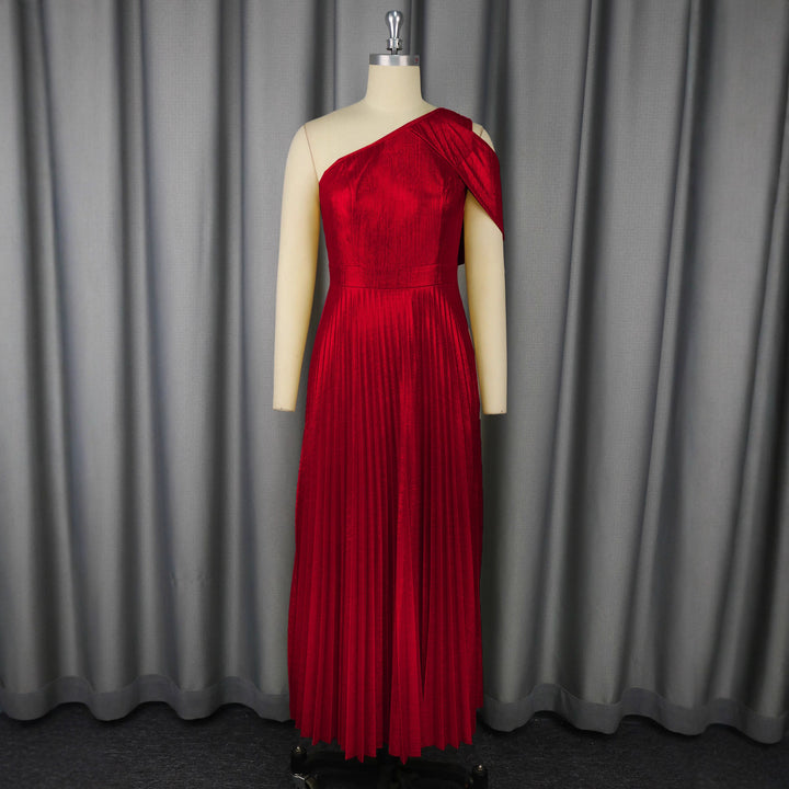 Dame Elegant Maxi-kjole med asymmetrisk skulderdesign og skinnende plisséstof Skovae