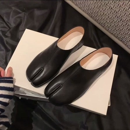Dame mode toe sandaler i minimalistisk design med blødt overmateriale Stilla