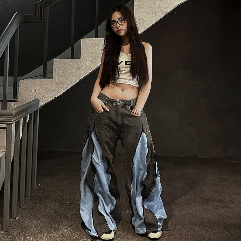 Dame sporty crop-top med moderne print og smalle stropper Skovae