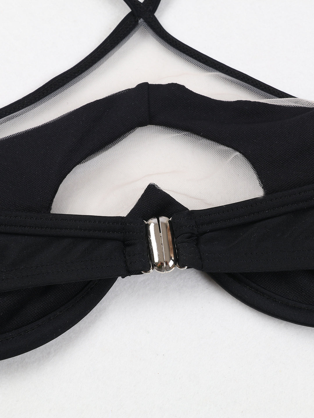 Dame to-delt sæt med elegant bandeau-top og flydende maxi-nederdel Stilla