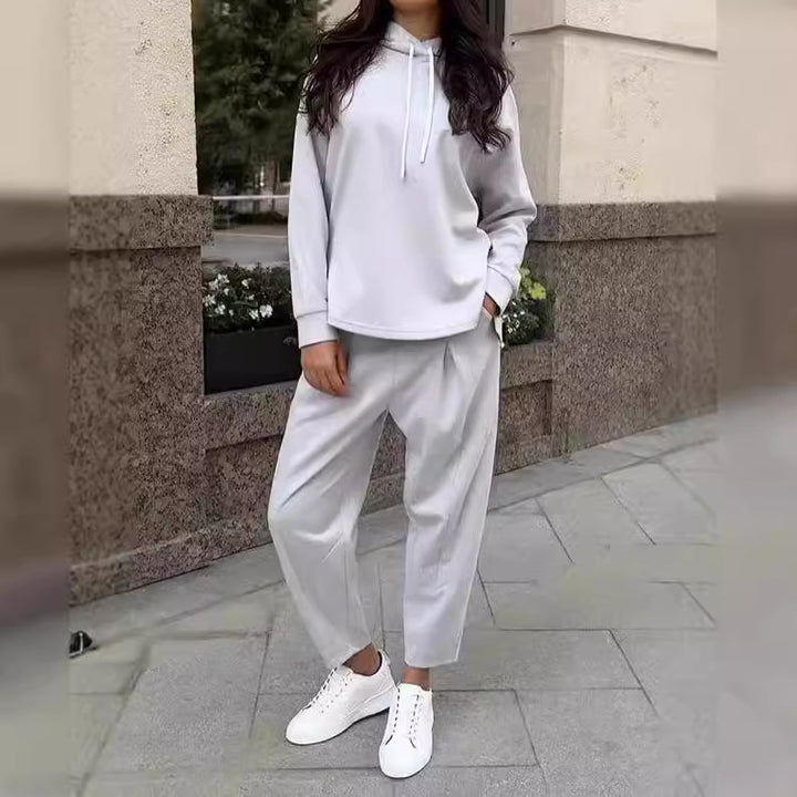 Dame Sporty Lounge-sæt med behagelig pasform og hætte Stilla