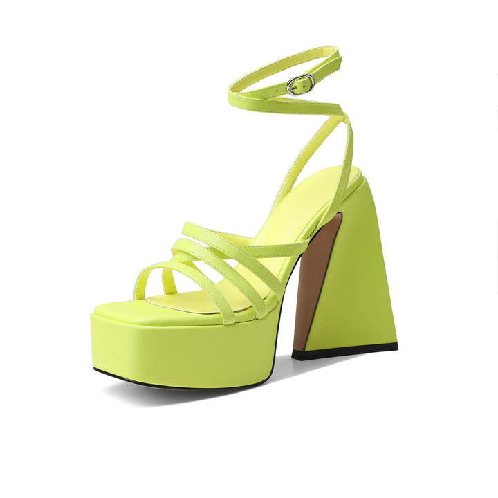 Femme Strappy High-Platform Sandaler med geometrisk hæl Stilla