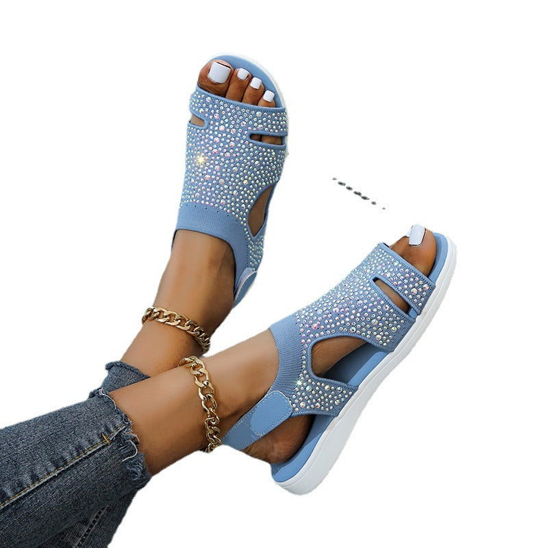 Dame Glitrende Sandaler med elegant Riemedesign og skridsikker Sål Stilla