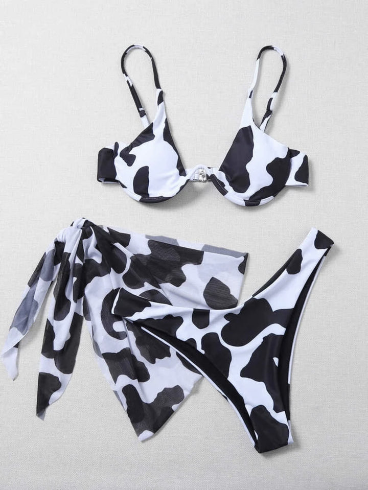 Dame Bikiniset med stilfuldt marmor-design og elegant indpakningsskørt Stilla