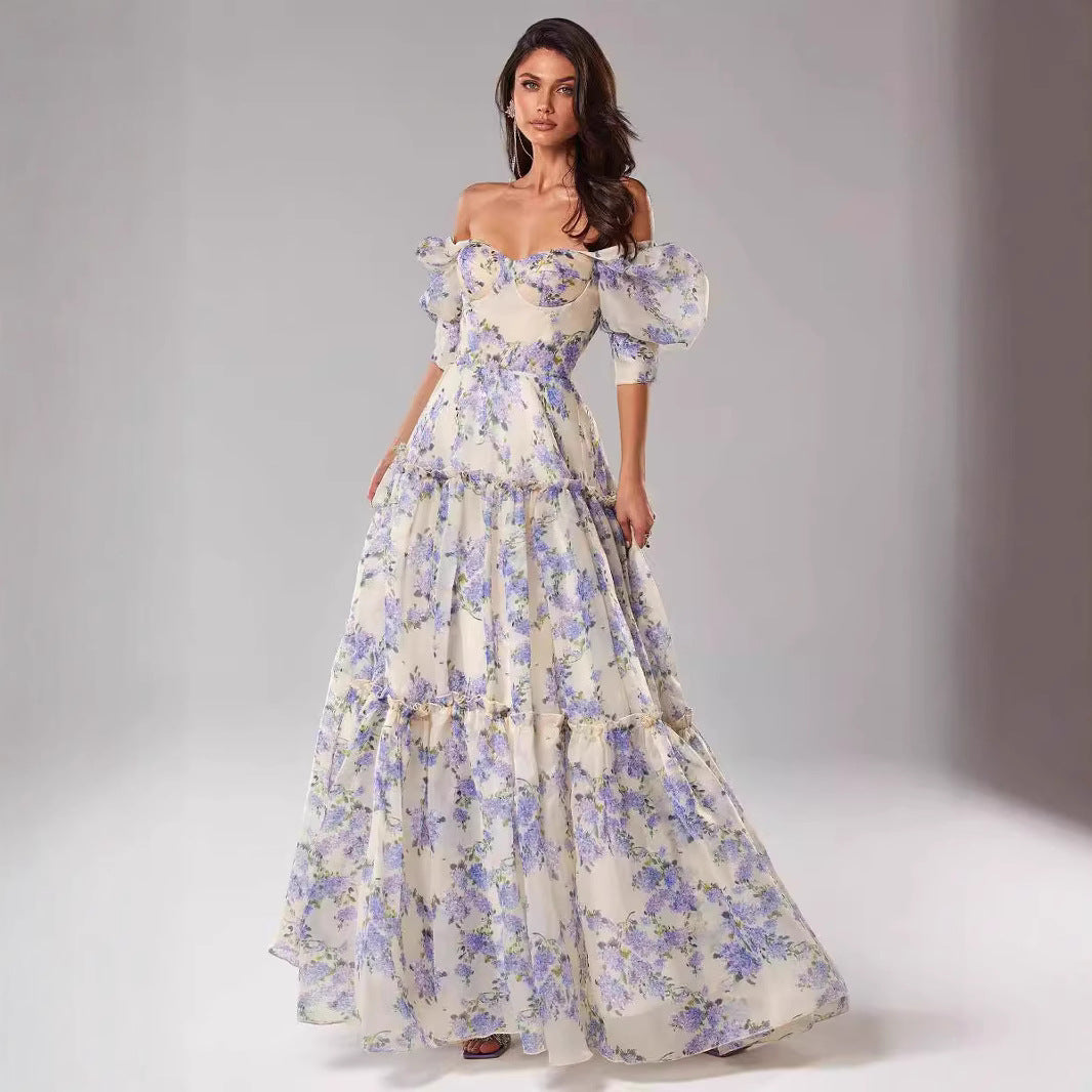 Dame Maxi-kjole med romantisk flæse-design og blomsterprint Stilla