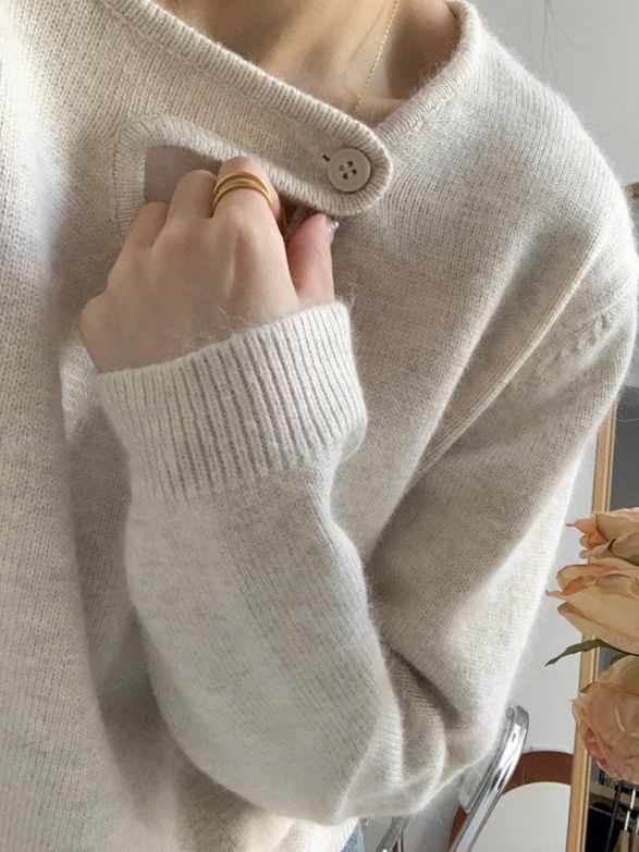 Stilla | Pullover med knaplukning ved kraven