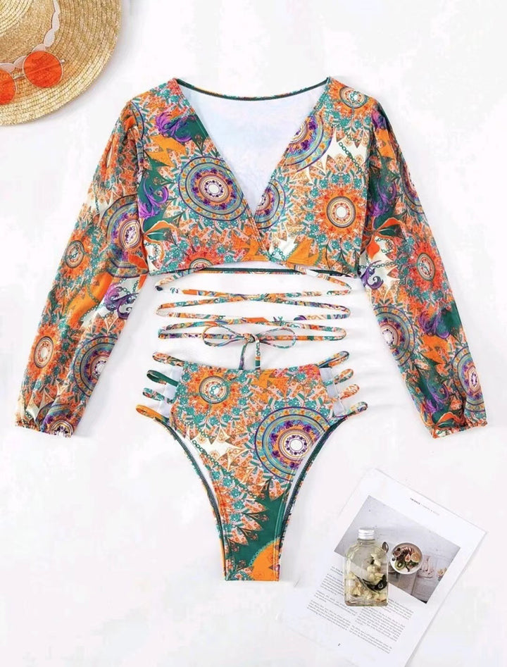 Damebikini med kreativt cut-out-design og lange ærmer Stilla