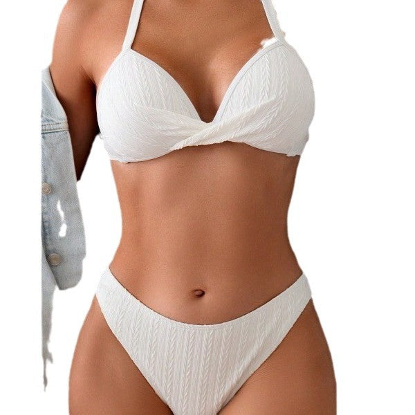 Dame bikini-sæt med raffineret strukturdesign og højtaljet underdel Stilla