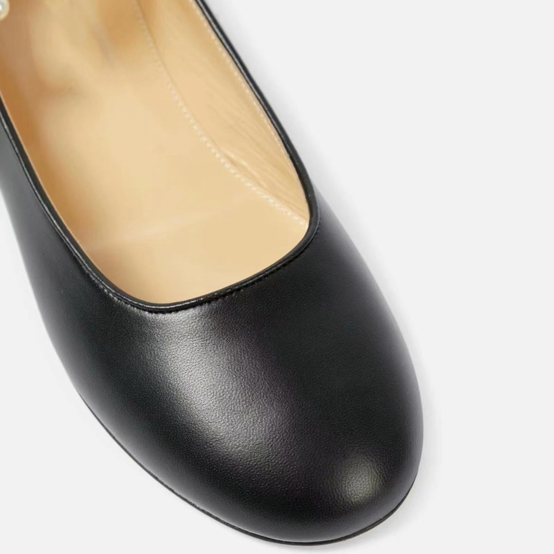 Femme Elegante Flade Sko med Perleankelrem Stilla
