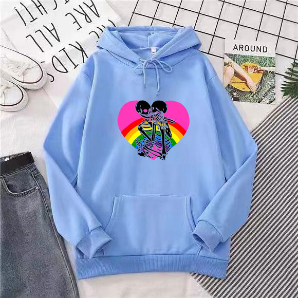 Dame hoodie med farverigt kærligheds motiv Skovae