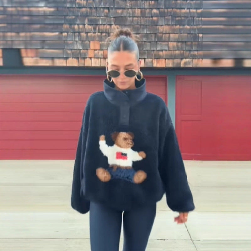 Dame Fluffy Sweater med Unikt Dyremotiv Stilla