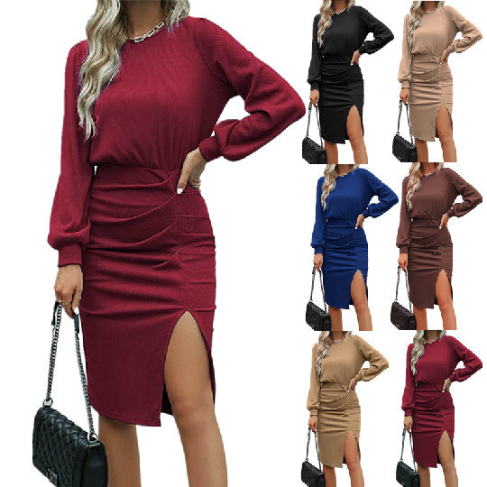 Damer Elegant Midi-kjole med rynk og slids Stiila