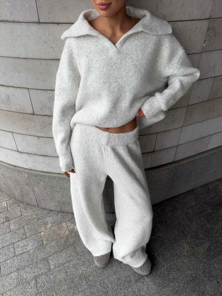 Dame hyggelig strik sæt med cropped sweater og brede bukser Stilla