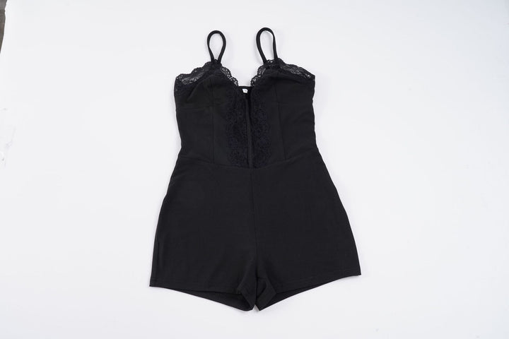 Dame bodystocking med spidsdetaljer og tætsiddende snit Skovae