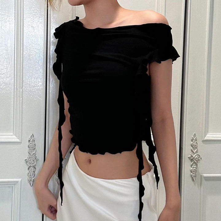 Dame Off-Shoulder Top med flæsedetaljer og tætsiddende pasform Skovae