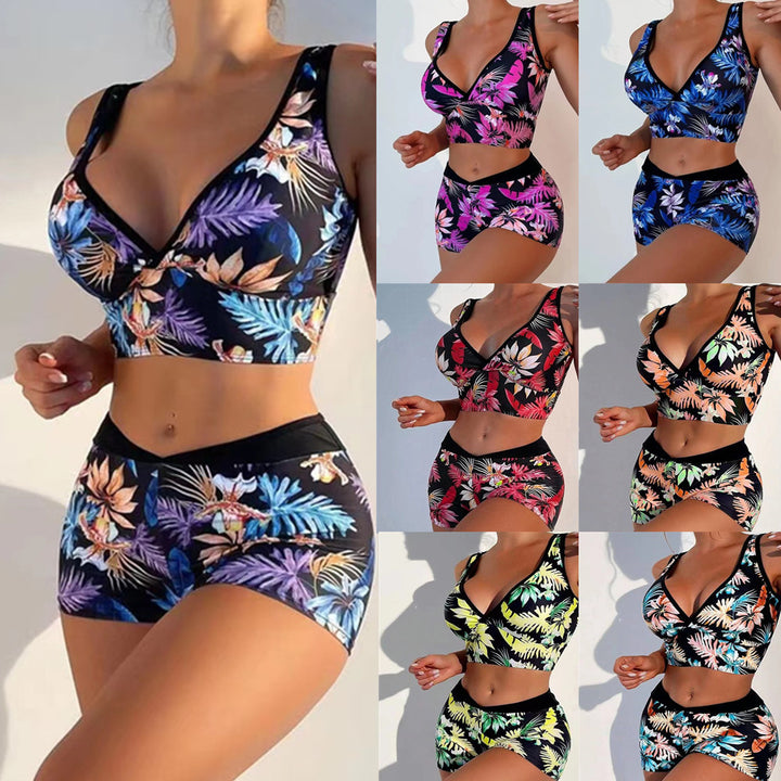 Dame sport-bikini-sæt med blomsterdesign og moderigtige shorts Stilla