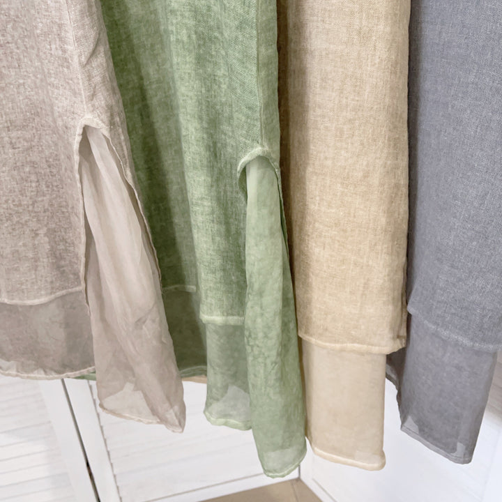 Femme Breezy Linned Maxi Kjole med Højslids Detalje Stilla