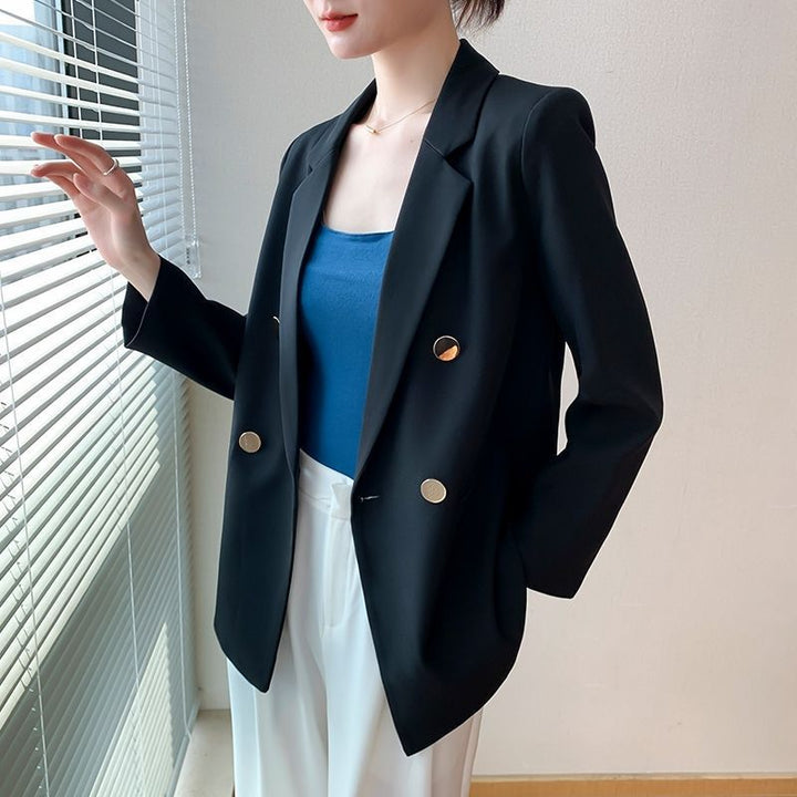 Kvinders dobbeltrynket blazer med elegante detaljer Stilla