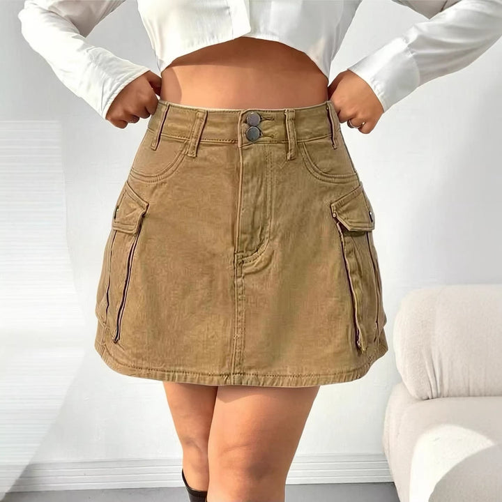 Dame Denim-Mini nederdel med påsyede lommer og moderne detaljer Skovae