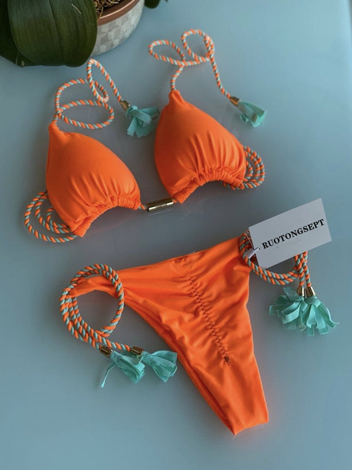 Dame bikini-sæt med elegant leopardmønster og moderne kvaster Skovae