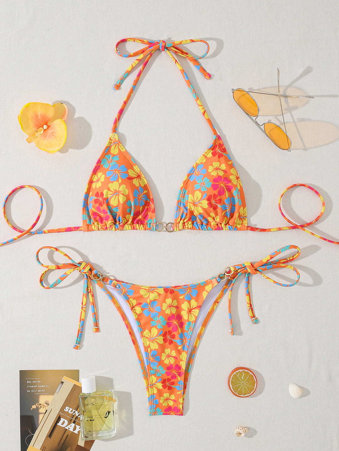 Dame trekante bikini med moderne bindebånd og slidstærkt stof Skovae