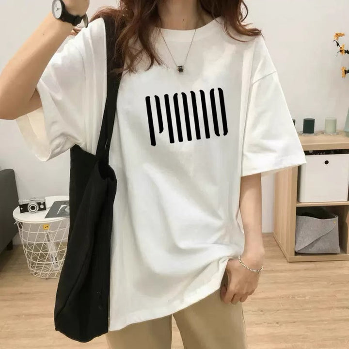 Dame T-shirt i afslappet oversized stil med moderne grafiktryk Stilla