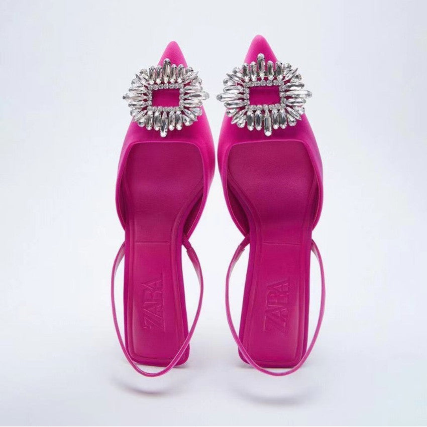 Dame Slingback-pumps med funklerende smykkedetalje og elegant design Stilla