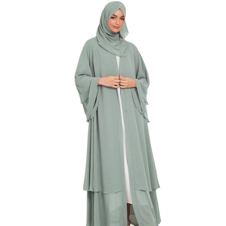 Dame bred Abaya med elegante svævende ærmer og bølgende fald Stilla