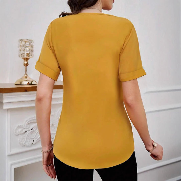 Dame Chiffon Bluse med elegant knaplukning Stilla
