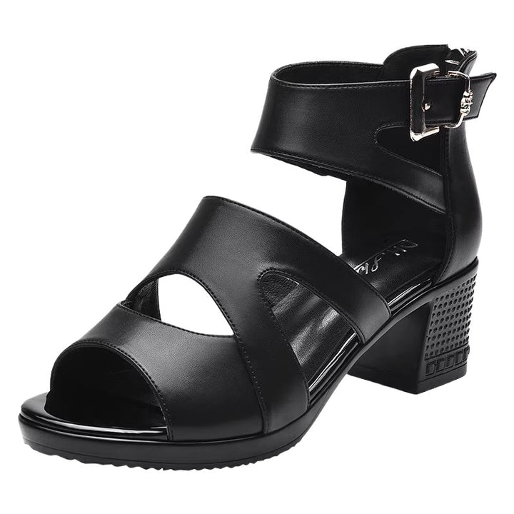 Dame blokhæl sandaler med justerbart remdesign og stilfuld cut-out-effekt Stilla