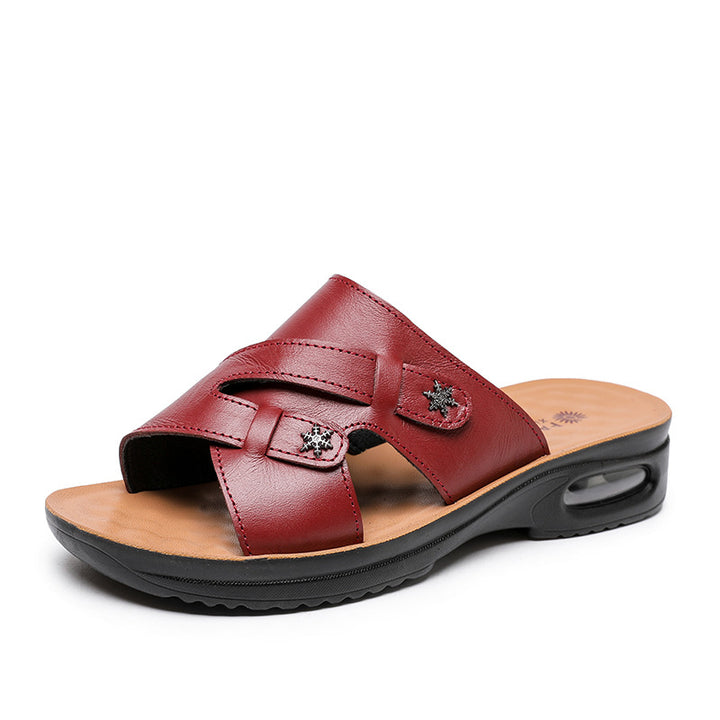 Femme justerbare komfort-sandaler med dekorativt spænde-detalje Stilla