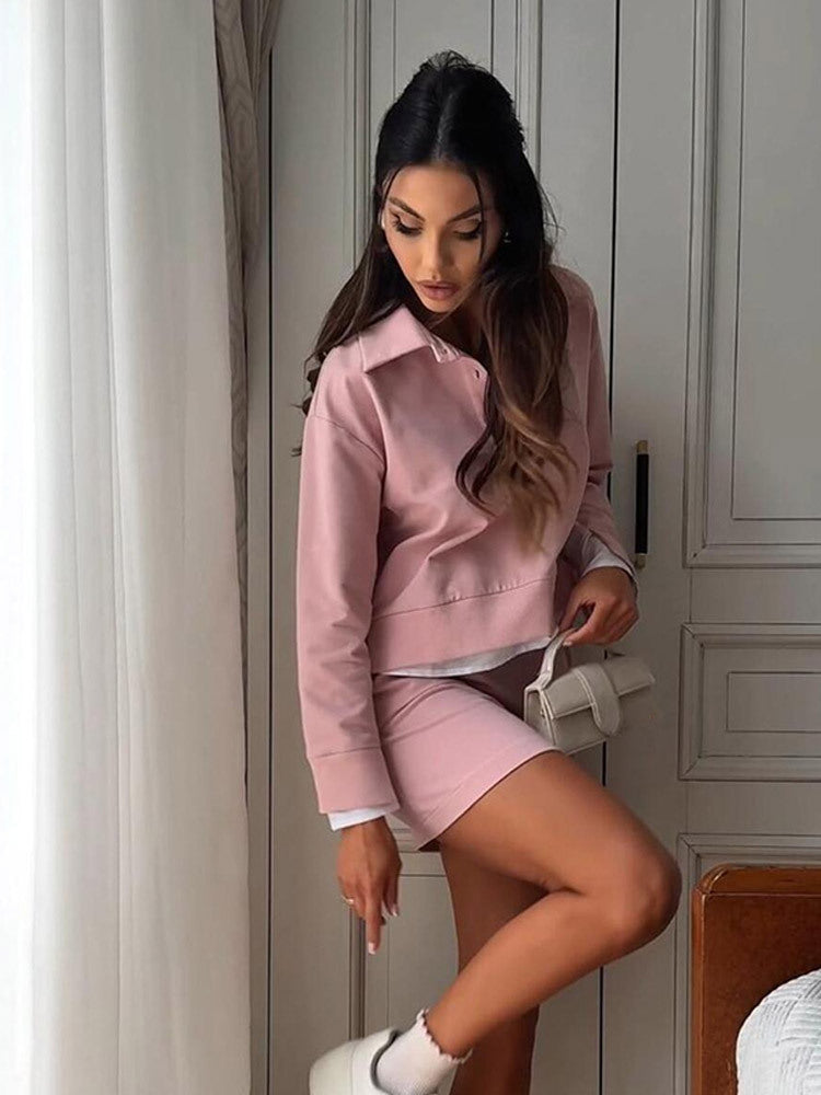 Dame sporty sæt med crop-top og miniskirt Stilla