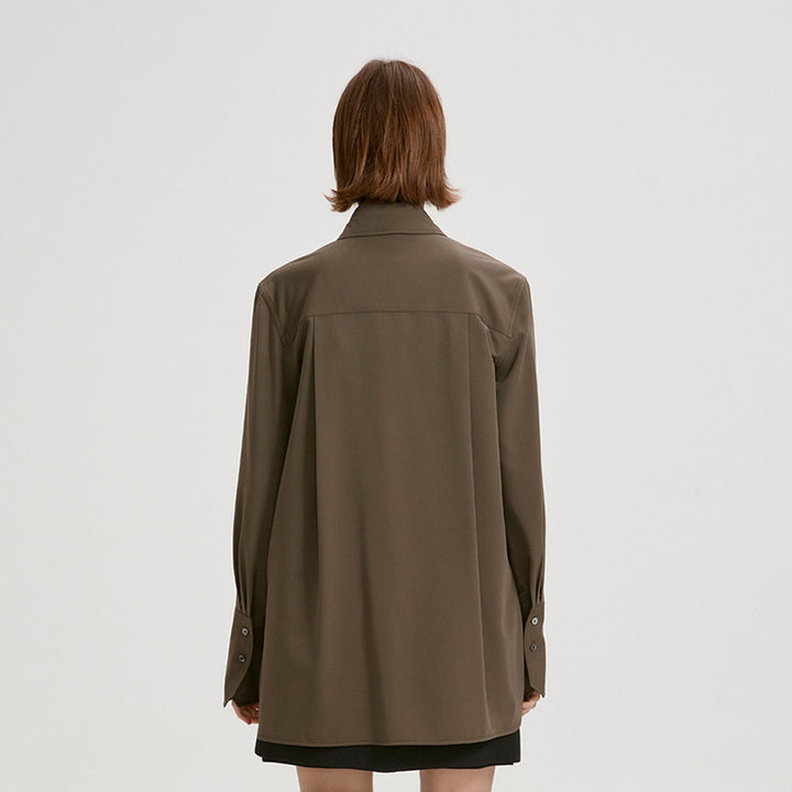 Kvindernes oversized skjorte bluse med fremtrædende krave Stilla