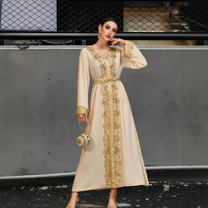 Dame Elegant Maxikjole med detaljeret broderi og glitrende bælte Stilla