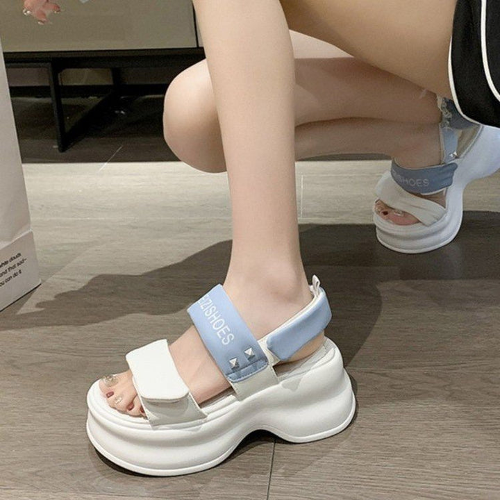 Dame mode sandaler med innovativ platform Stilla