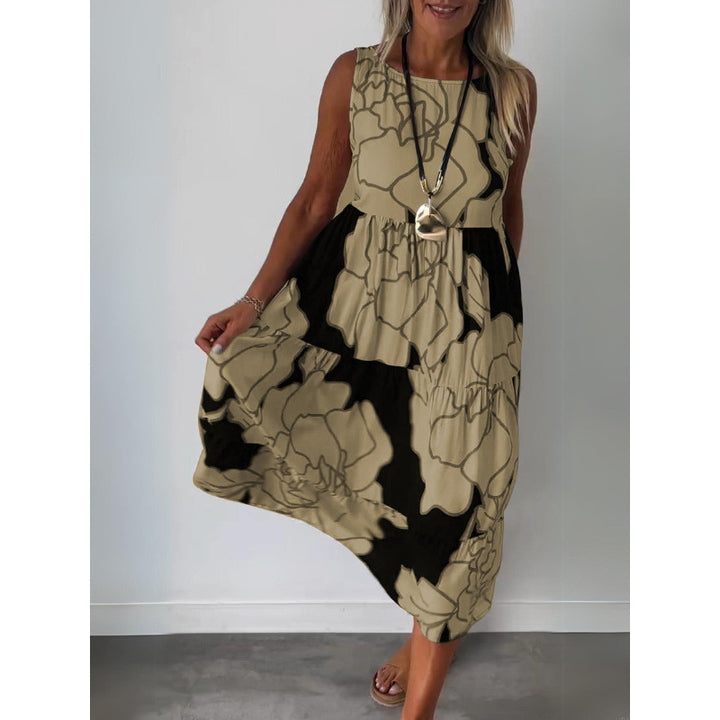 Dame Maxikjole med floral design og asymmetrisk kant Stilla