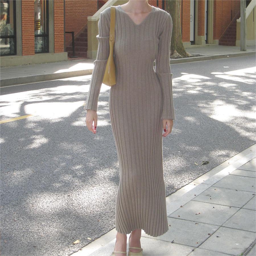 Femme V-udskæring Ribstrik Maxi Kjole Stilla
