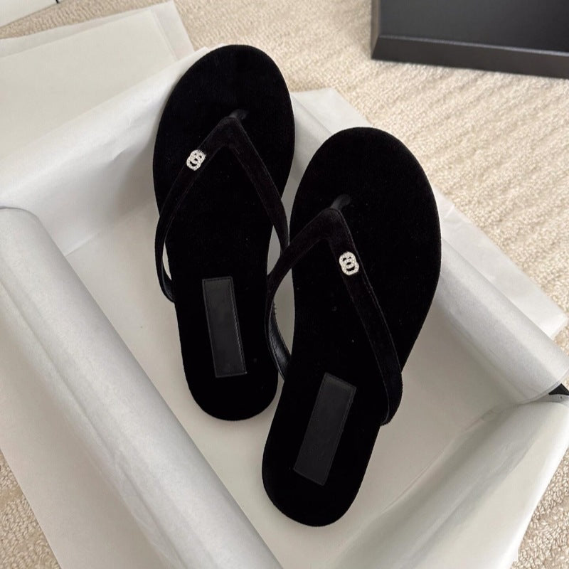 Dame luksus ruskind flip flops med elegant dekoration Stilla