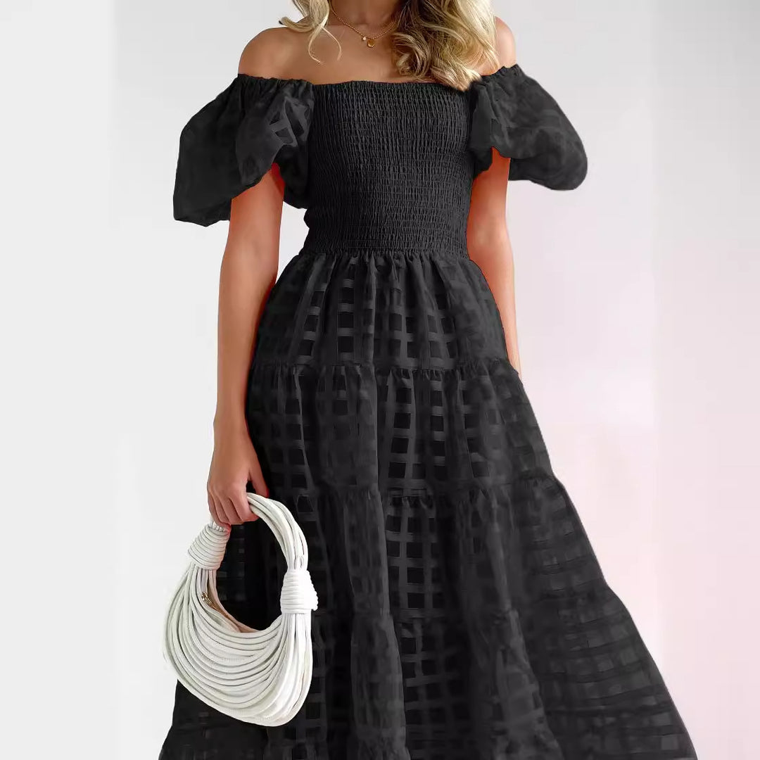 Dame Off-Shoulder Maxikjole med raffineret flæsekonstruktion Stilla