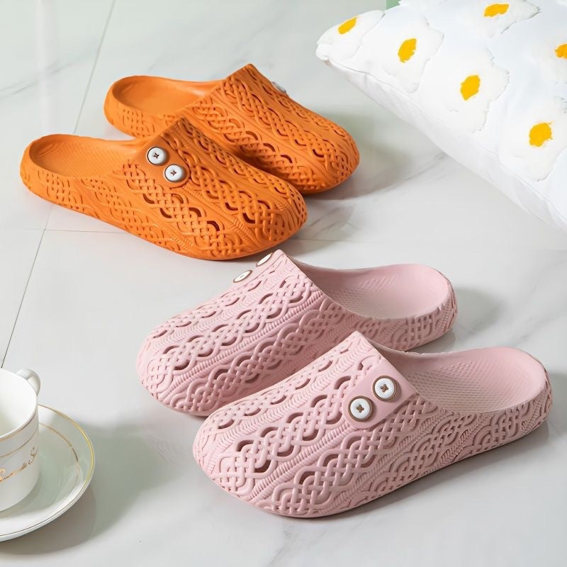 Femme Comfort Slip-On Clogs med åndbart design Stilla