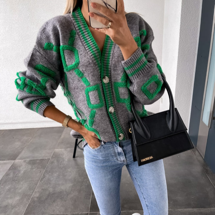 Kvinders stilfulde cardigan med unikt geometrisk mønster og trendy knapstolpe Stilla