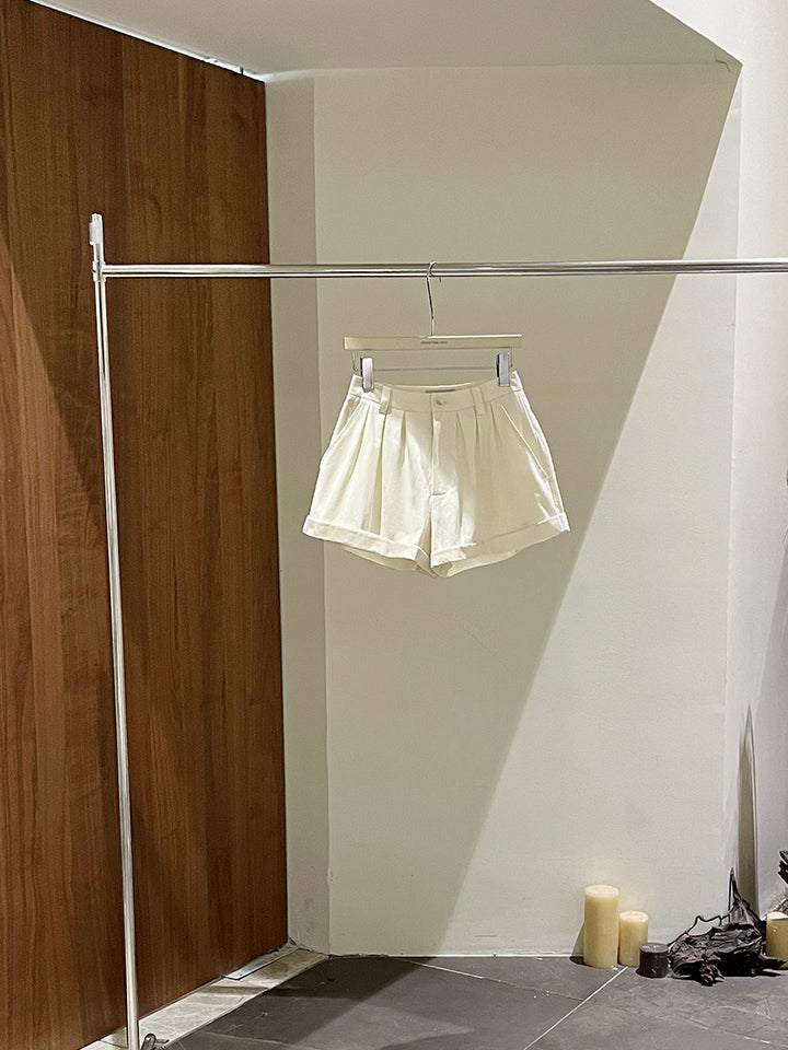 Dame Shorts med elegant A-linje og justerbar talje Stilla