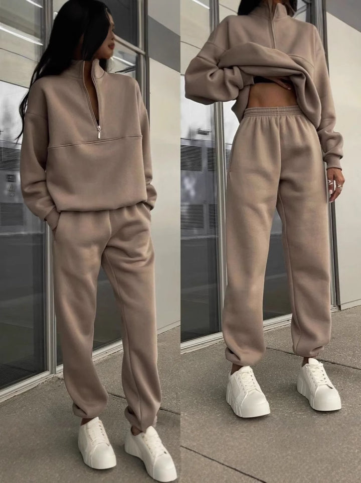 Kvinders sweatshirt og joggingbukser sæt med moderne høj krave Skovae