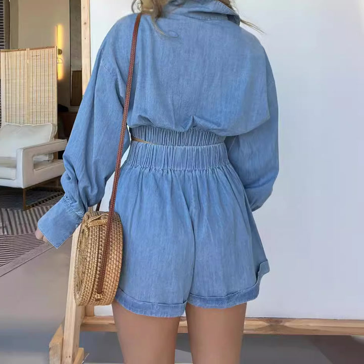 Dame afslappet denim sæt med cropped bluse og løse shorts Stilla