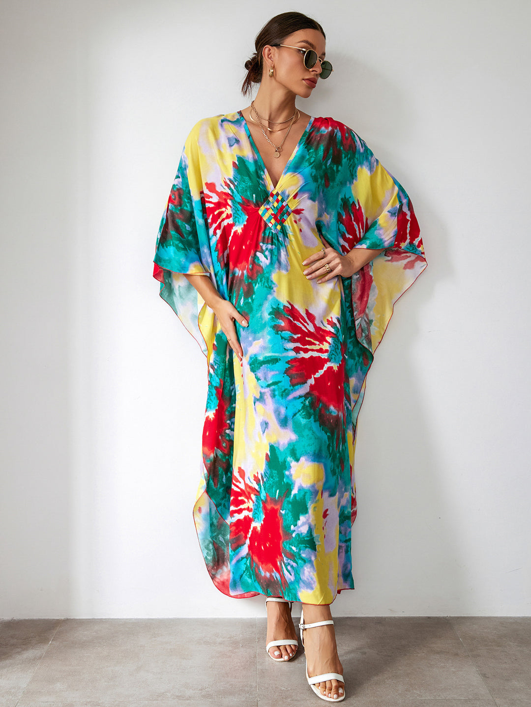 Dame Kaftan med fascinerende farvespil og kunstneriske detaljer Stilla