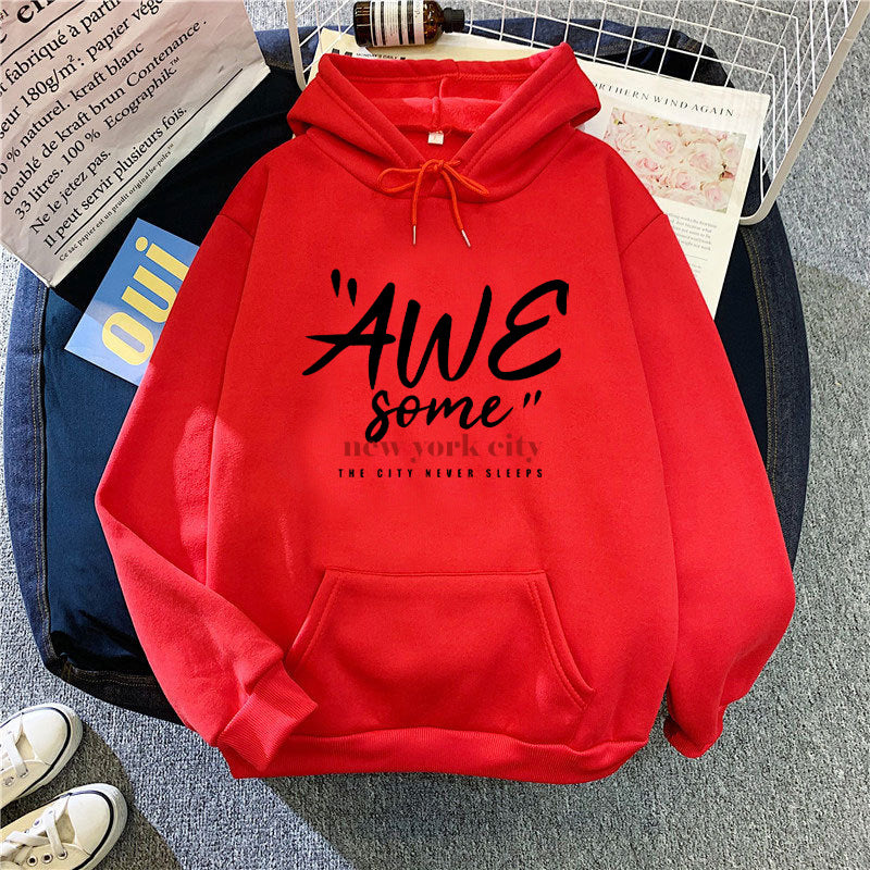 Kvindernes hoodie med stilfuld New York skrifttype Skovae