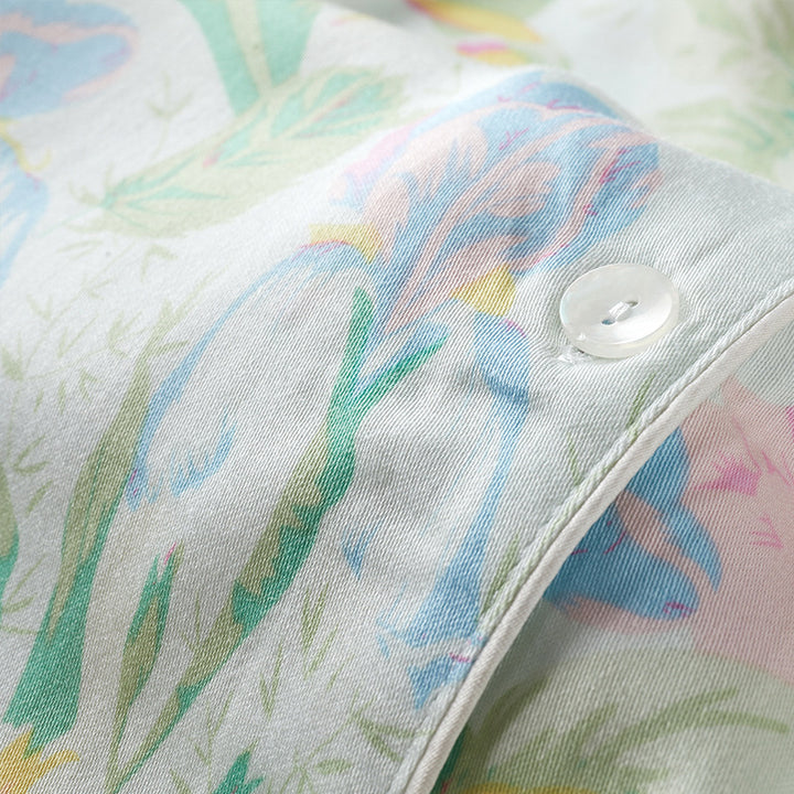 Dame sommerligt pyjamas-sæt lavet af let, åndbart materiale med blomstermønster Stilla
