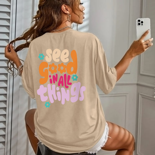Dame afslappet T-shirt med motiverende tekst og oversized snit Stilla
